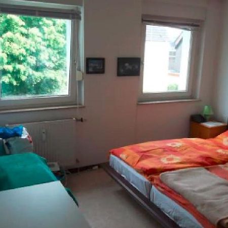 Duesseldorf - Separates, Privates Zimmer Экстерьер фото